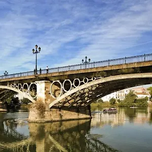 Apartamento 180 Un Sueno En El Corazon De Triana Voluntad, Sevilla