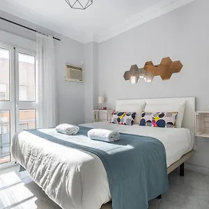 Apartamento Pureza Dreams De Oasis En Triana, Sevilla